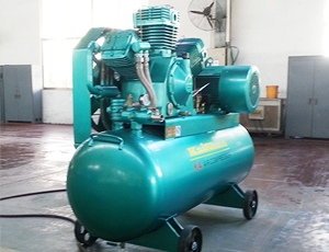 KA系列工業(yè)用活塞式空氣壓縮機(jī)