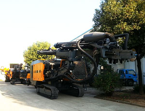 KT15 一體式潛孔鉆車